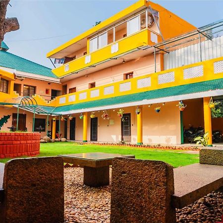 Hotel La Courtyard Pondicherry Esterno foto