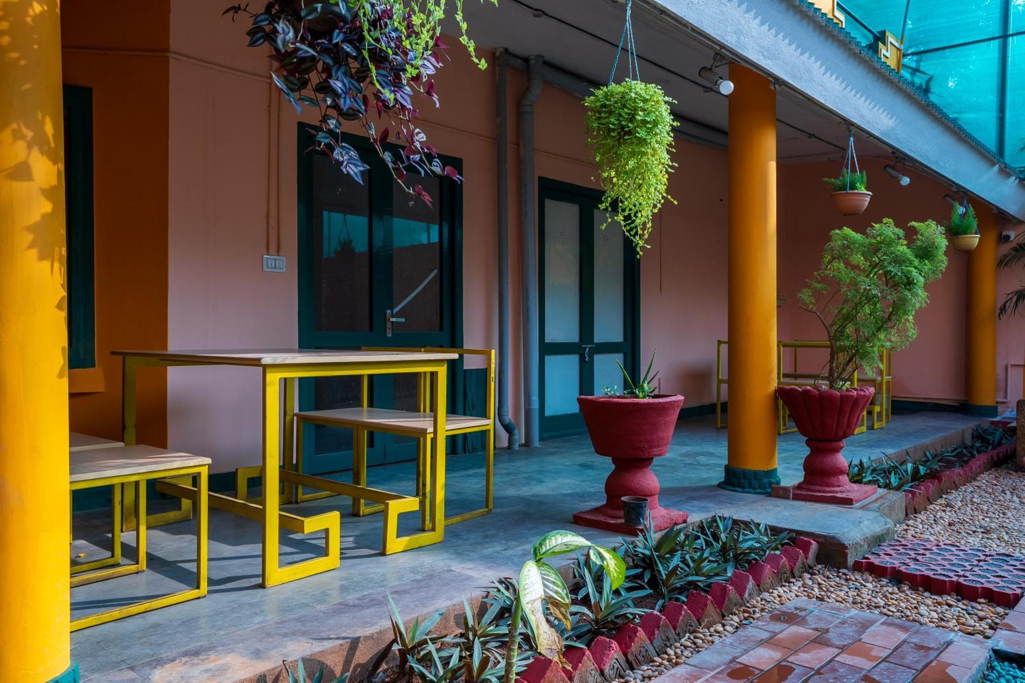 Hotel La Courtyard Pondicherry Esterno foto