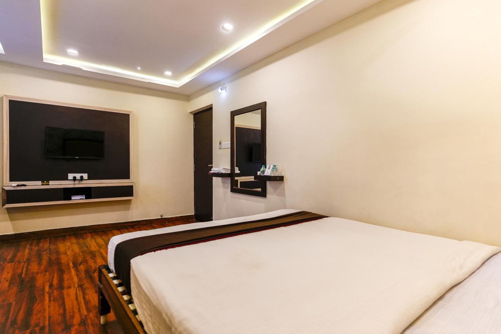 Hotel La Courtyard Pondicherry Esterno foto
