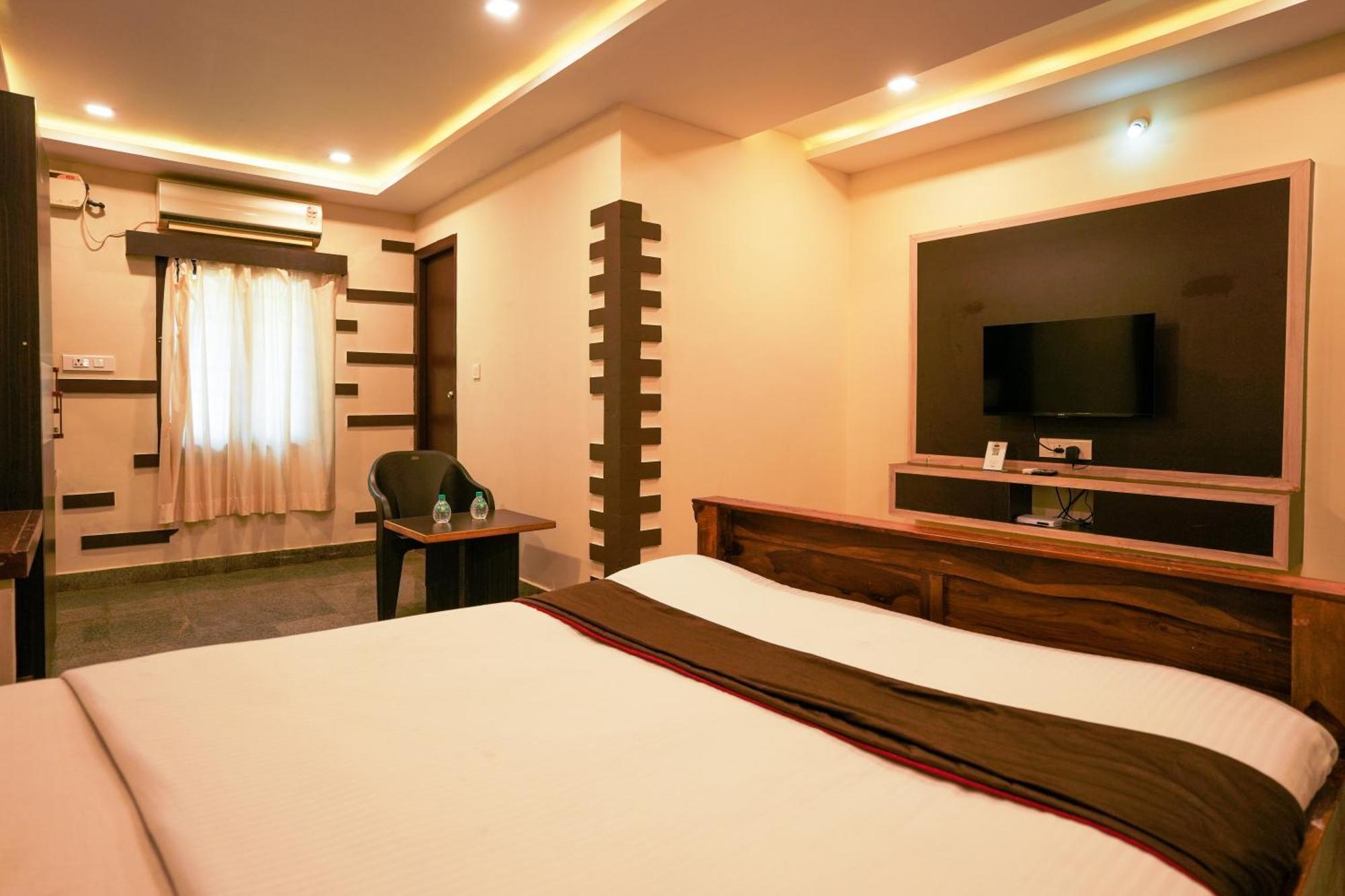 Hotel La Courtyard Pondicherry Esterno foto