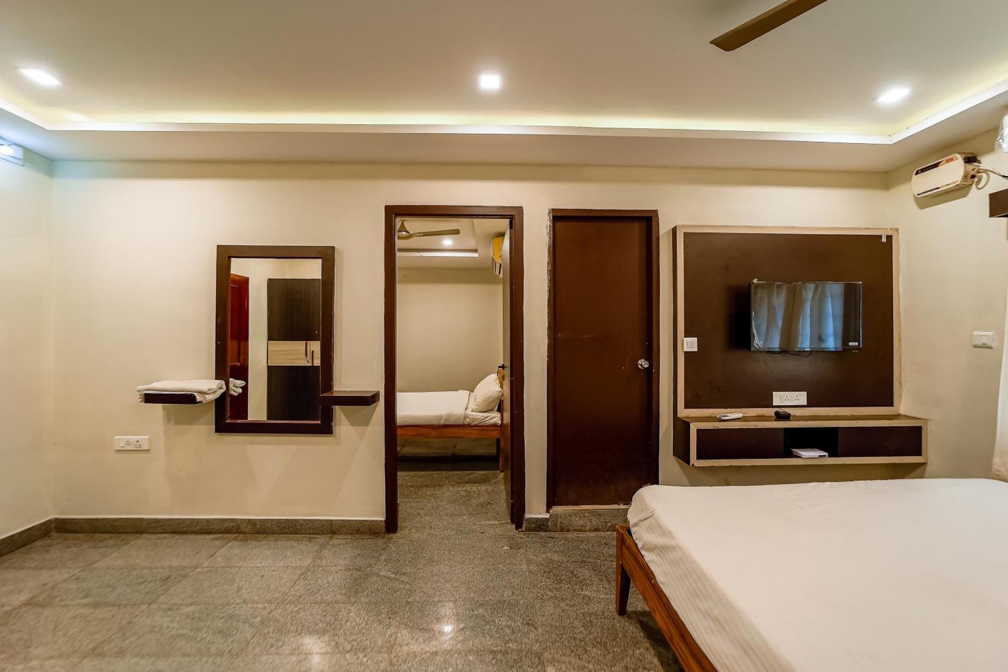 Hotel La Courtyard Pondicherry Esterno foto