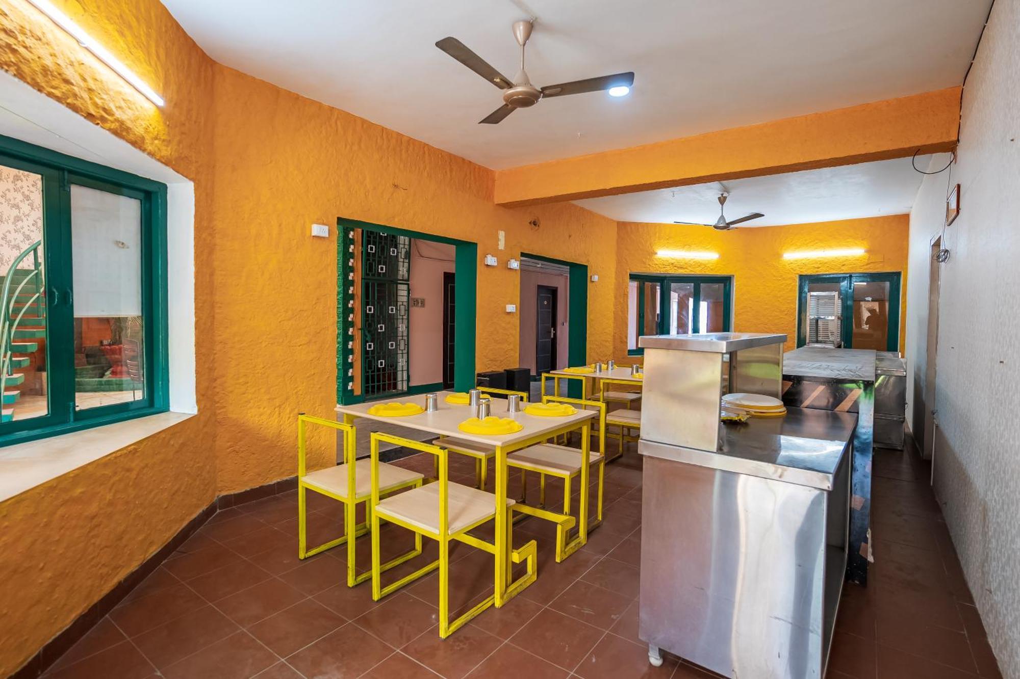 Hotel La Courtyard Pondicherry Esterno foto