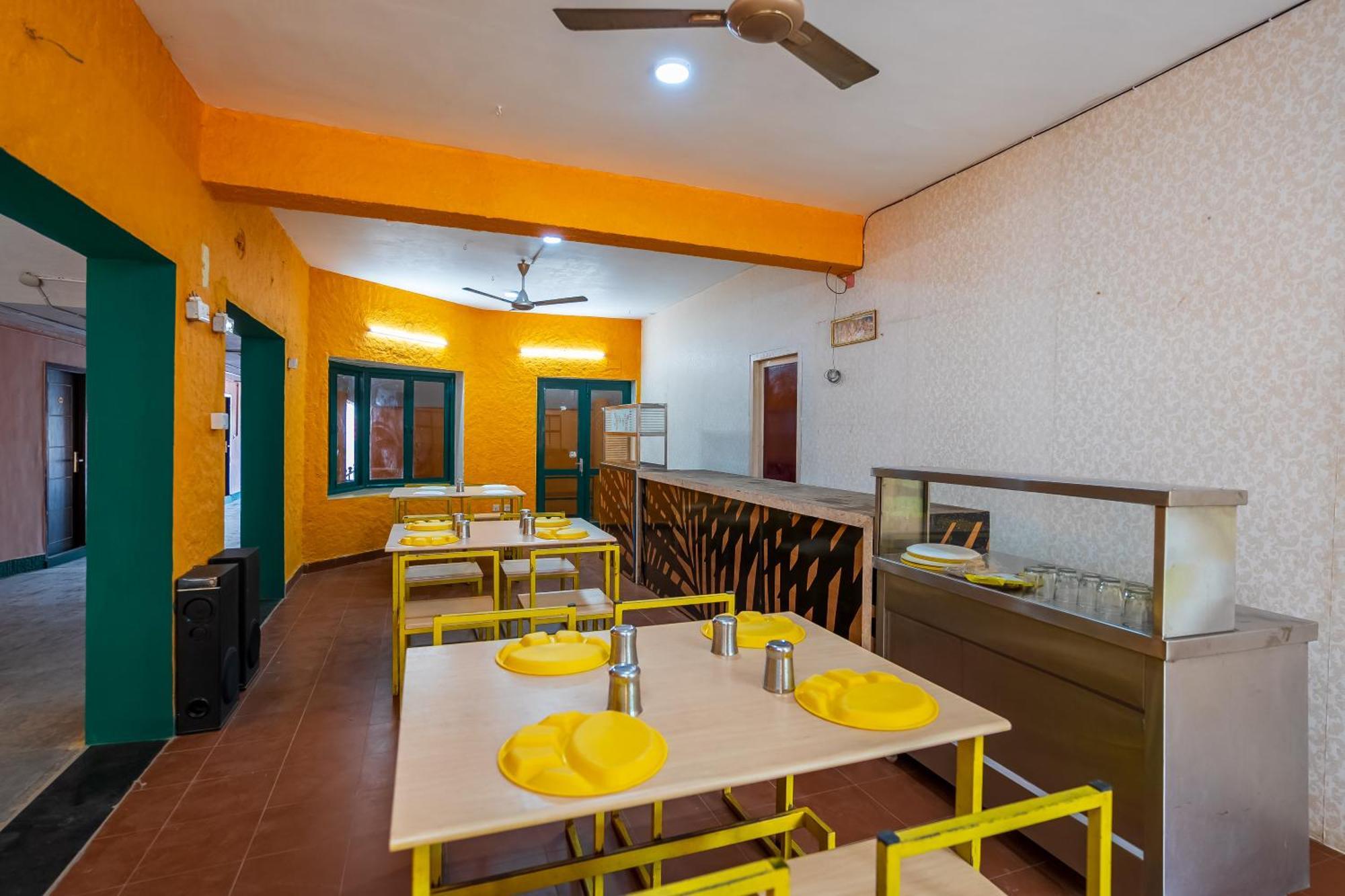 Hotel La Courtyard Pondicherry Esterno foto